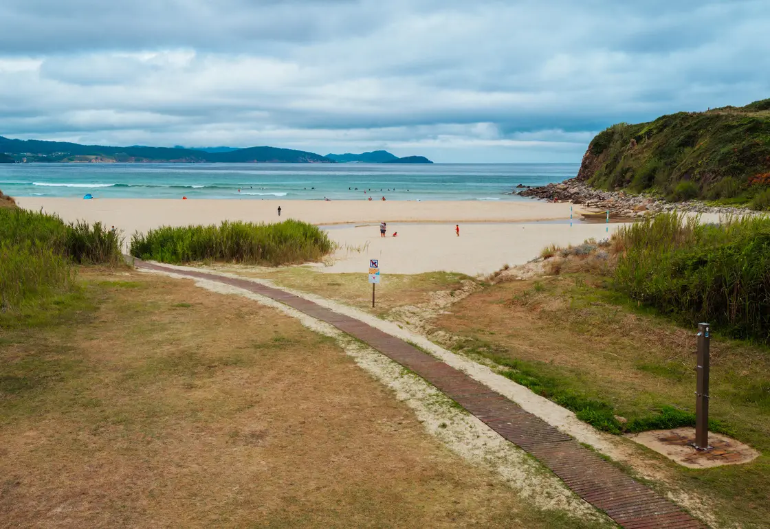 playa esteiro cerca de viveiro
