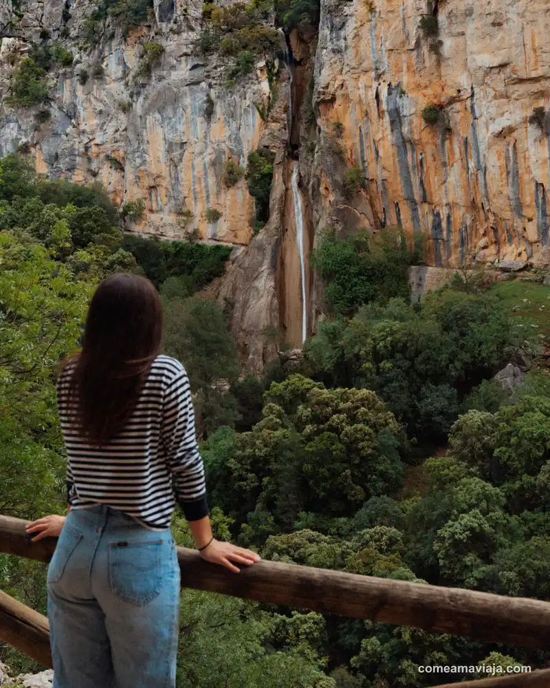 cascada de linarejos