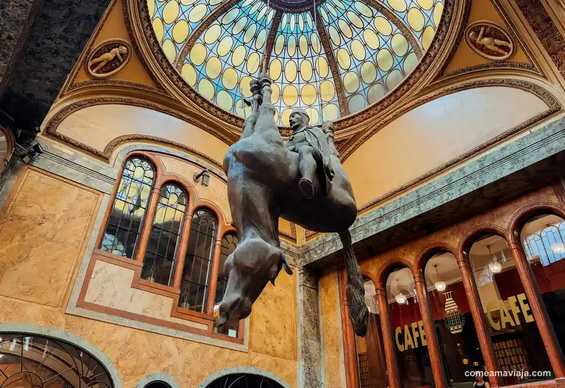 pasaje lucerna praga