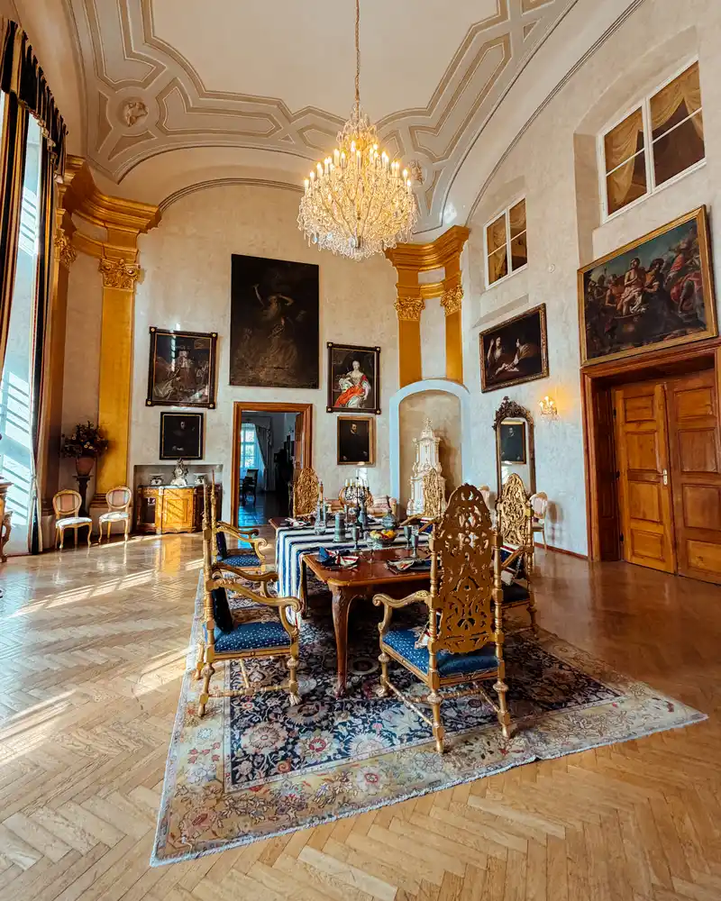 visita castillo detenice