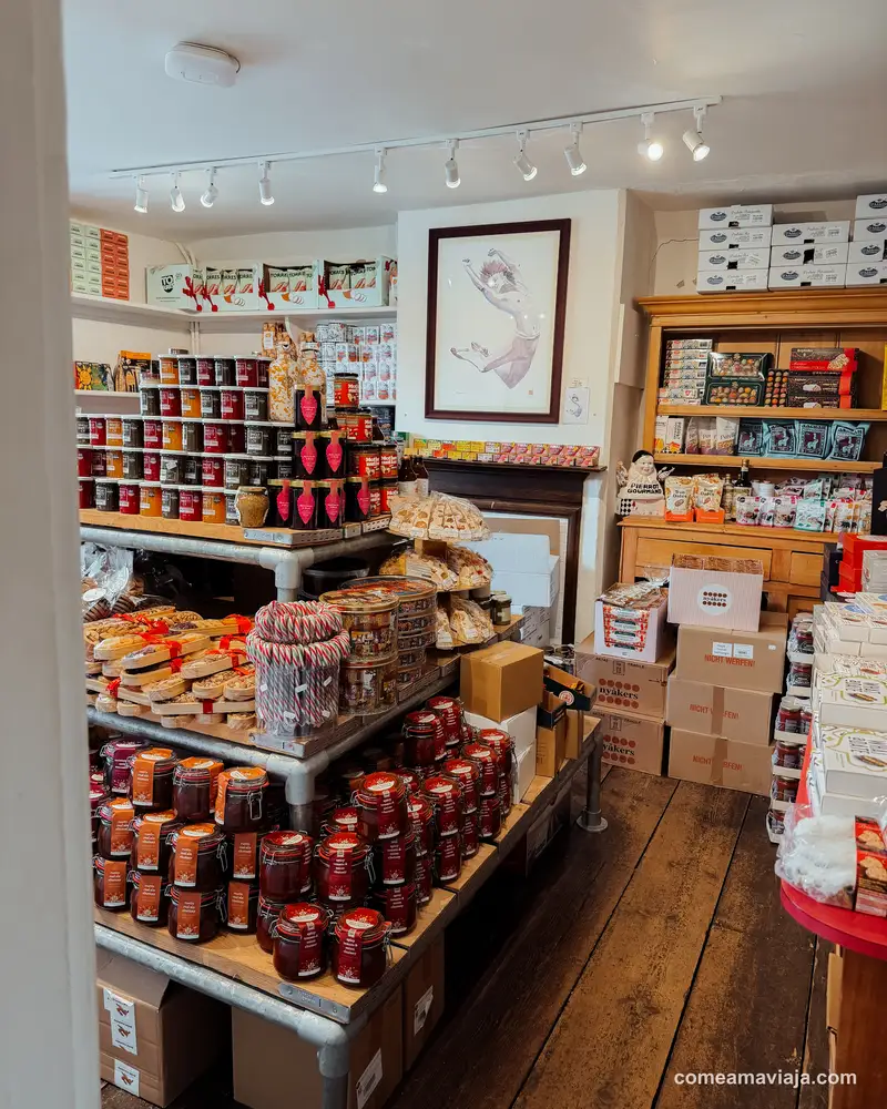 broadway deli
